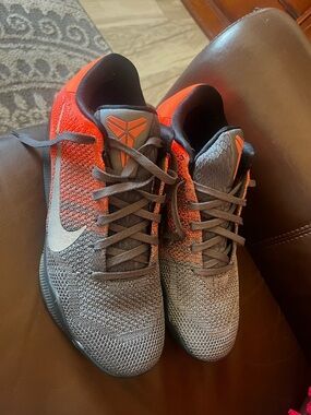 2015-16 Nike Kobe 11 XI
Elite Low Easter...